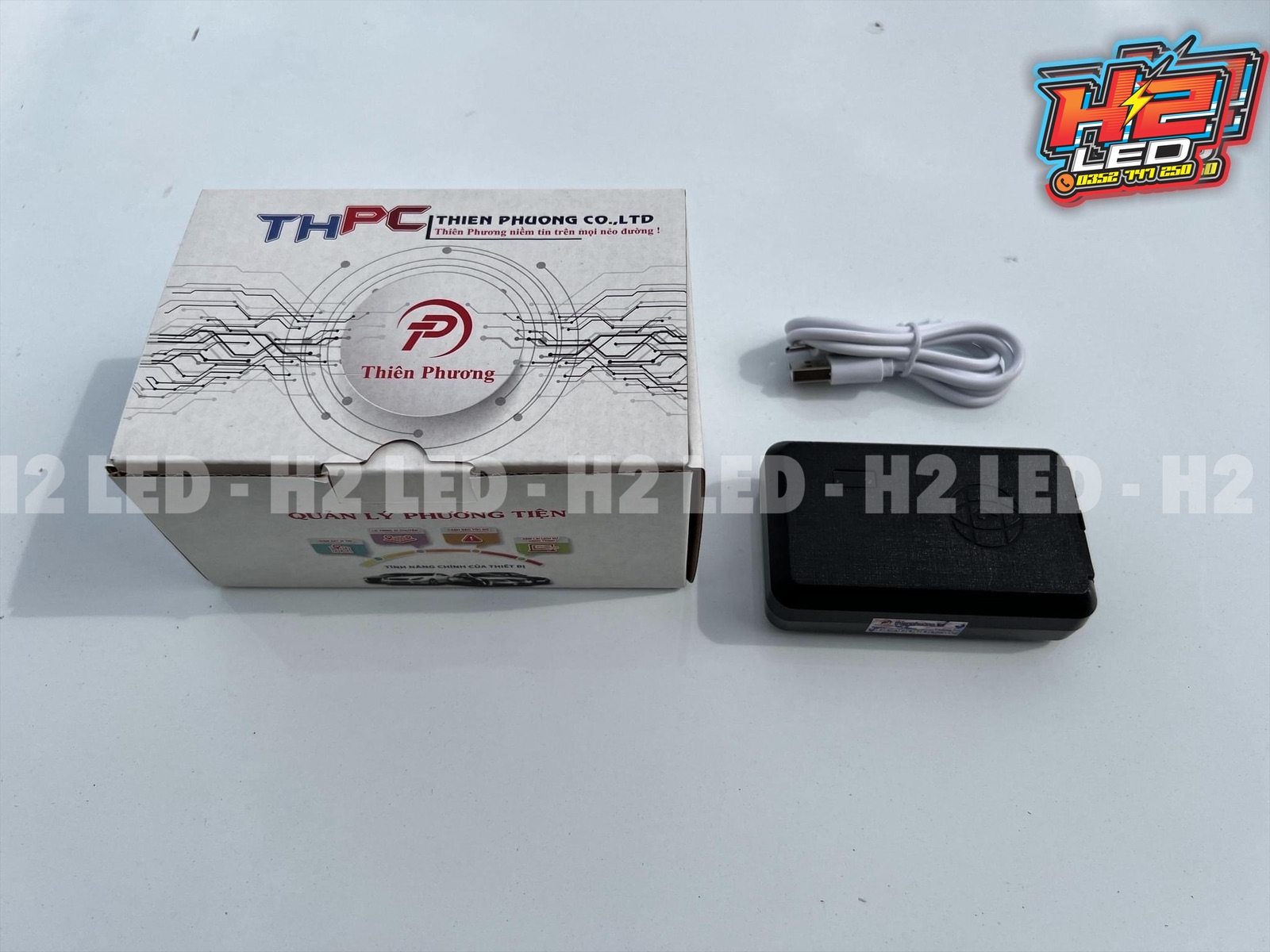 Định vị thiên phương không dây (hình sạc dự phòng)