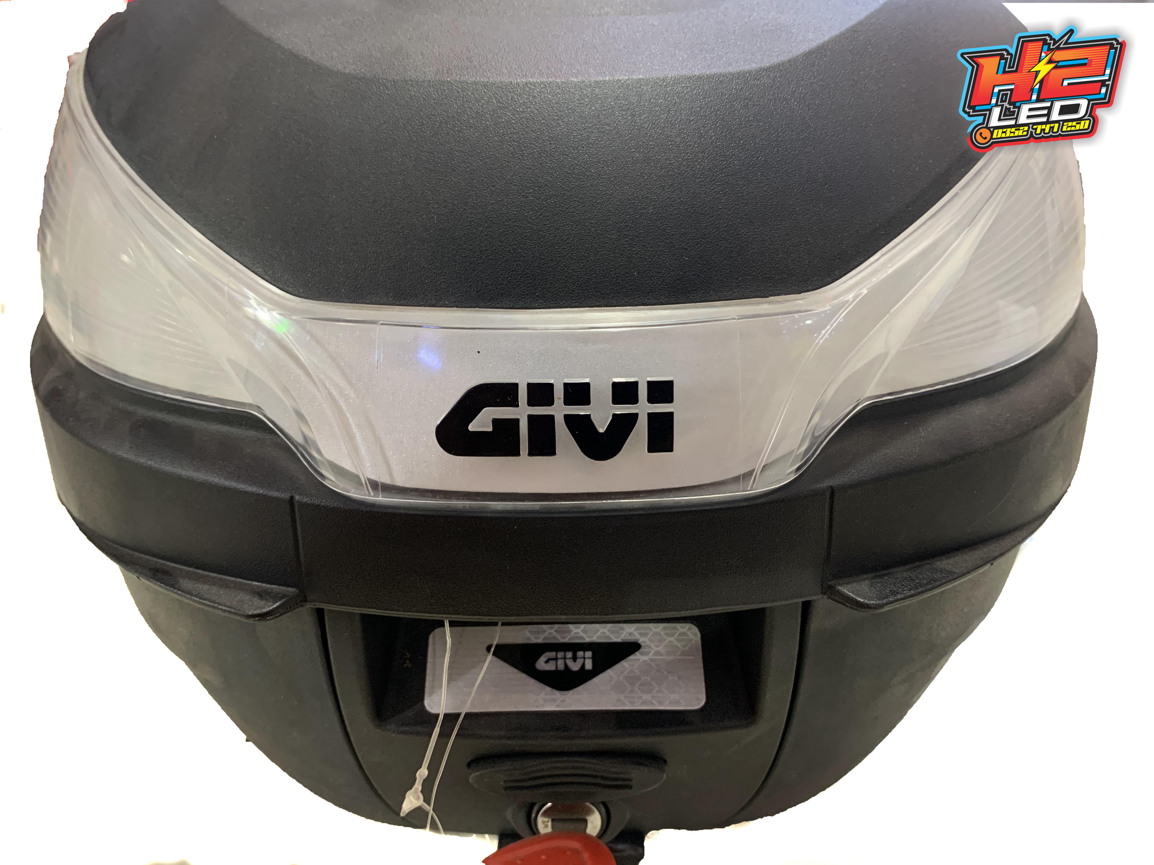 Thùng sau Givi B27NT