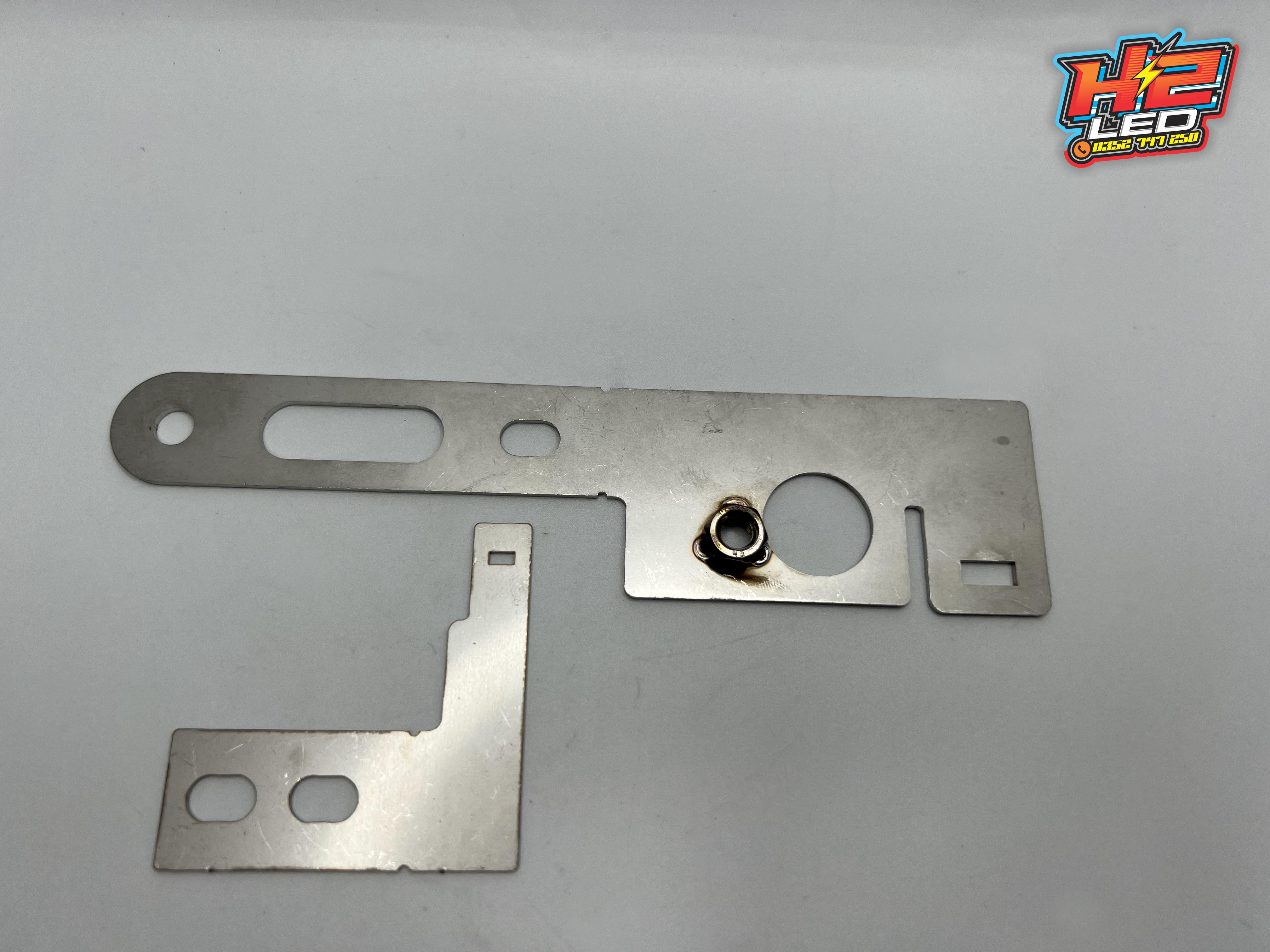 Pát gắn SCU cho exciter 150