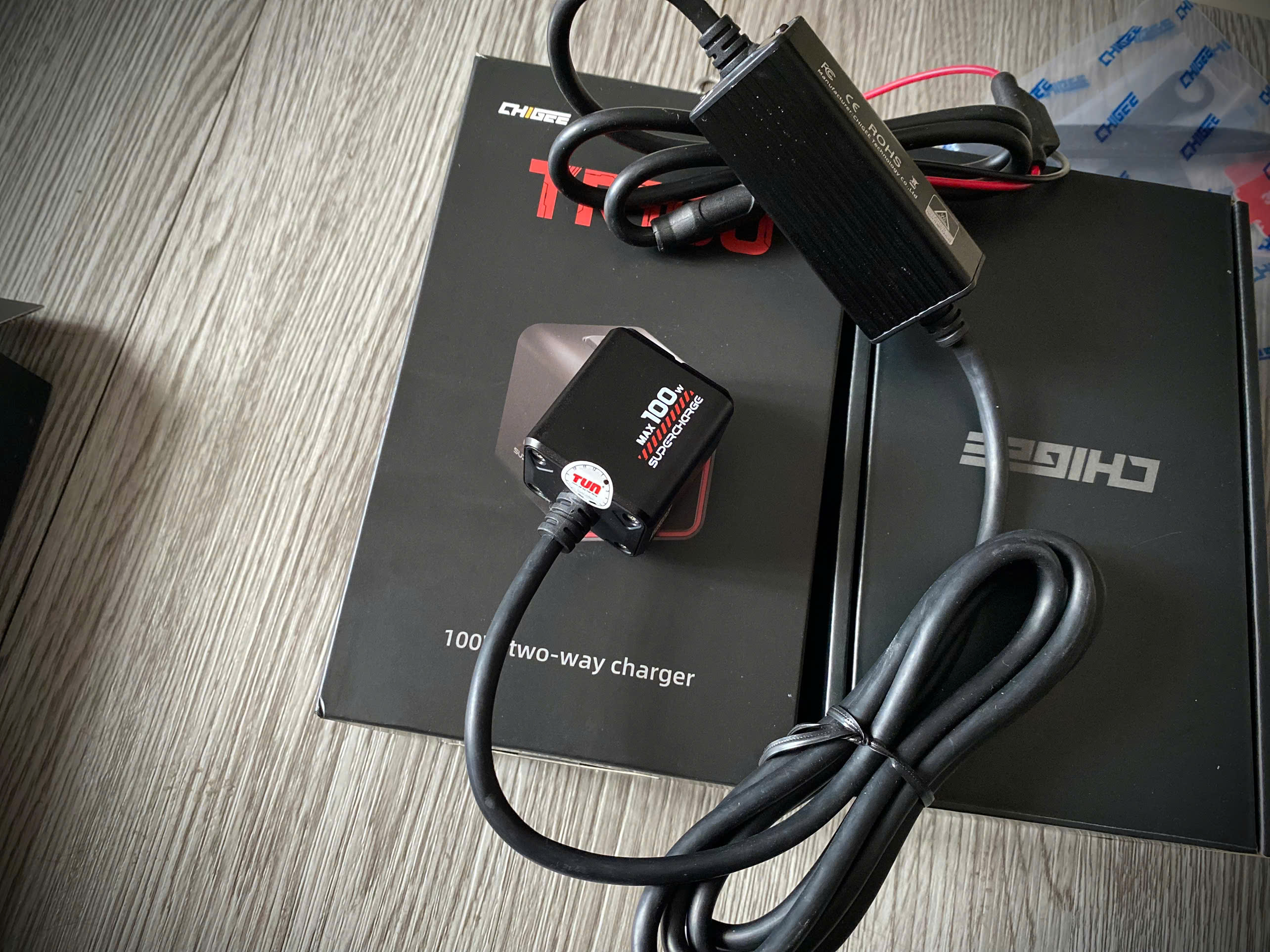 SẠC NHANH USB CHIGEE TR100 - H2LED